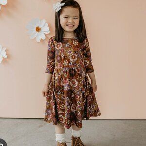 🌼🤎 Toddler Girls Little & Lovely 70s Flower Twirly Dress – 3T/4T 🤎🌼